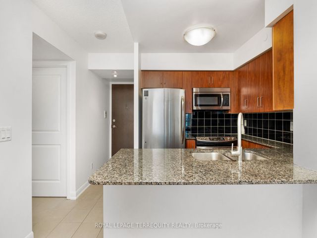 1803 - 205 Sherway Gardens Rd