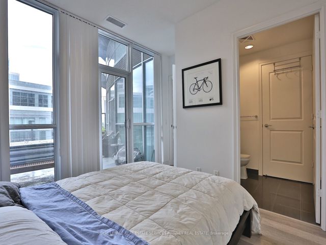 435 - 80 Marine Parade Dr