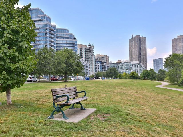 435 - 80 Marine Parade Dr
