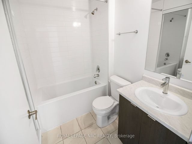 409 - 160 Canon Jackson Dr
