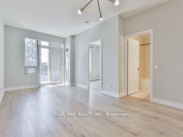 312 - 61 Heintzman St