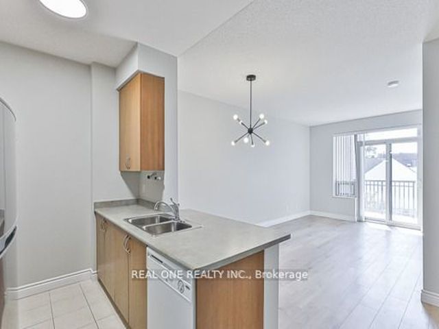 312 - 61 Heintzman St