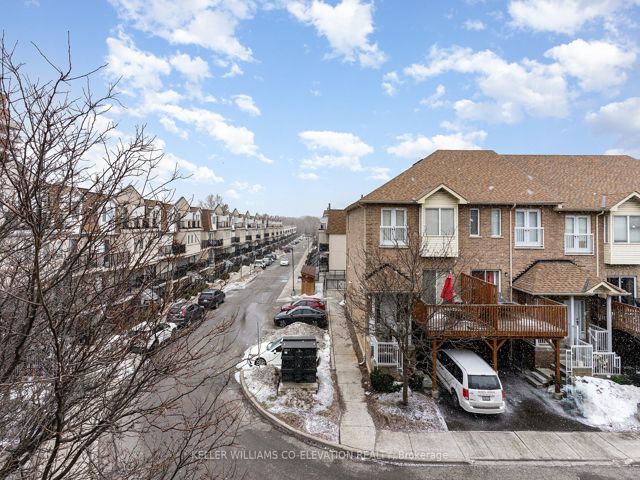 2034 - 3025 Finch Ave W