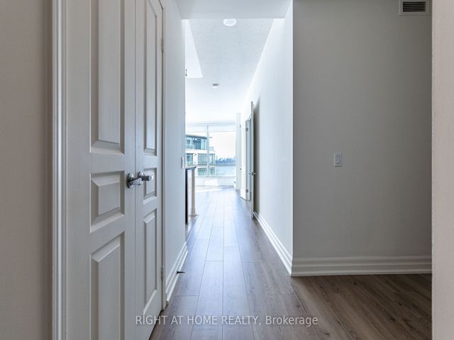 1102 - 5 Marine Parade Dr