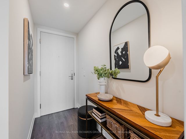 1112 - 30 Samuel Wood Way