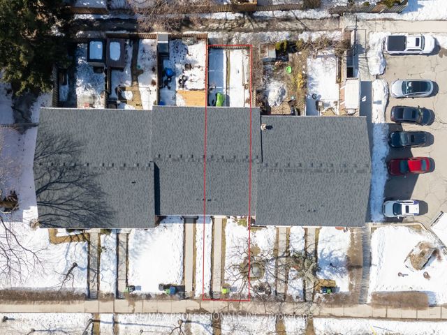 52 - 580 Renforth Dr