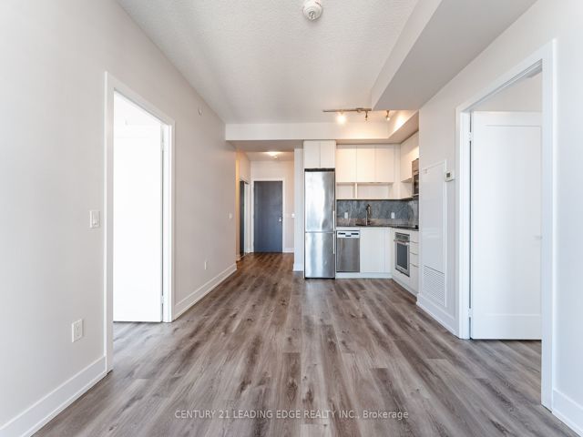 3807 - 7 Mabelle Ave