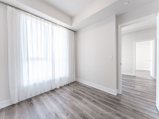 3807 - 7 Mabelle Ave
