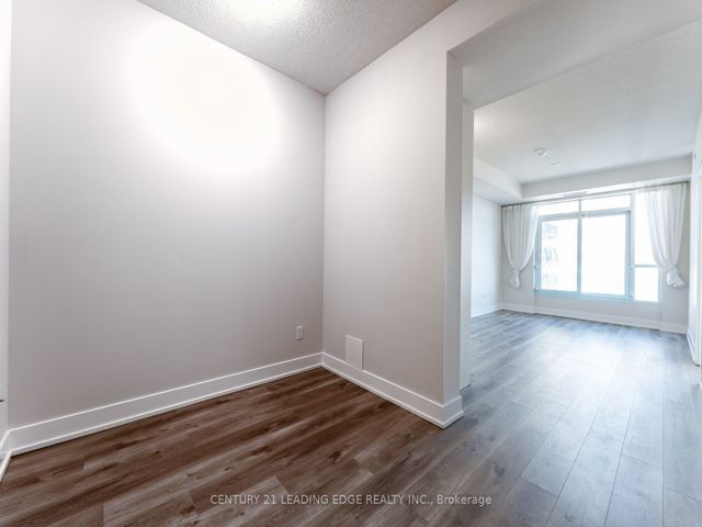 3807 - 7 Mabelle Ave