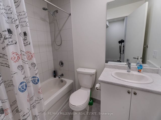 216 - 10 Wilby Cres
