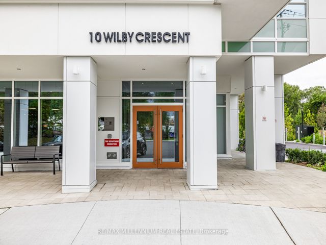 216 - 10 Wilby Cres
