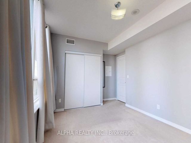 1205 - 15 Legion Rd