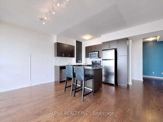 1205 - 15 Legion Rd