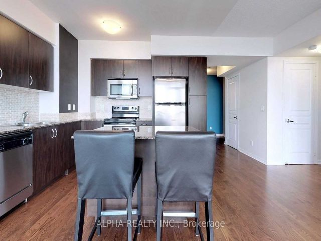 1205 - 15 Legion Rd
