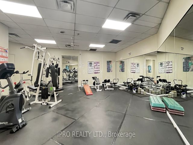 2002 - 390 Dixon Rd