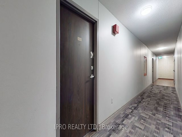 2002 - 390 Dixon Rd