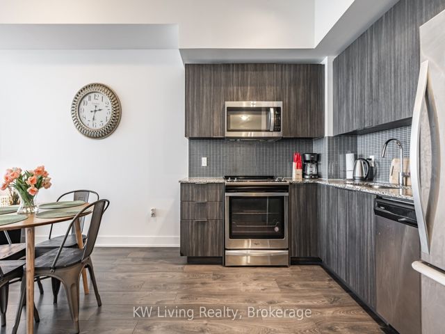 226 - 30 Shore Breeze Dr