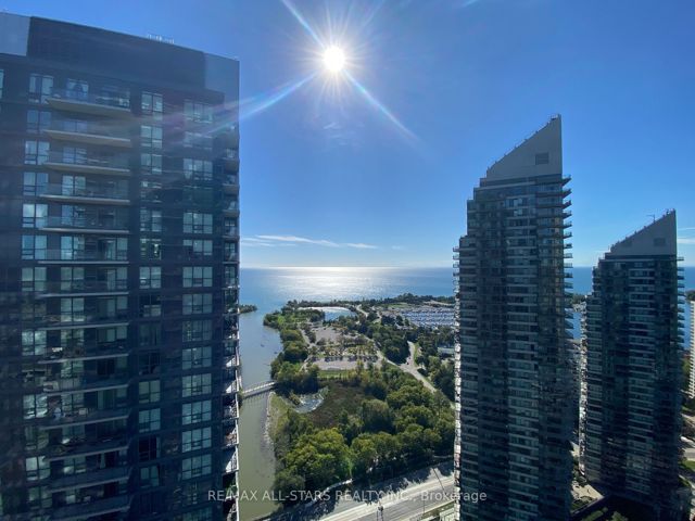 3709 - 2220 Lake Shore Blvd W