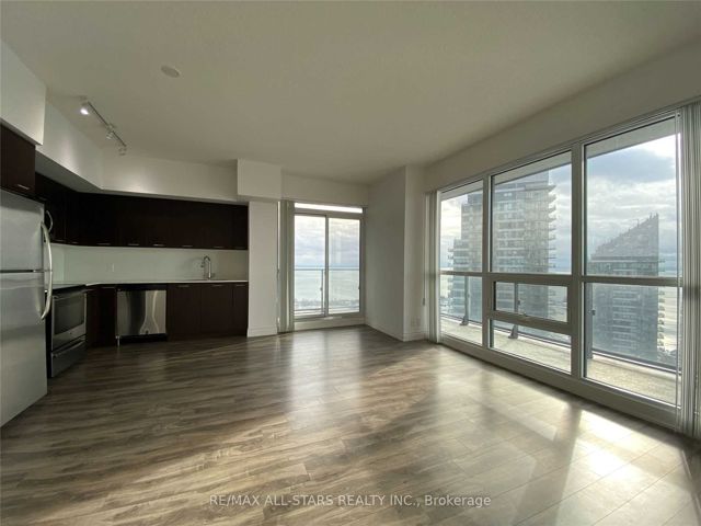 3709 - 2220 Lake Shore Blvd W