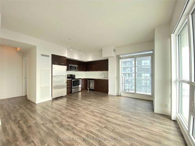 3709 - 2220 Lake Shore Blvd W