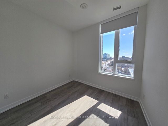 815 - 3100 Keele St