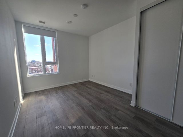 815 - 3100 Keele St