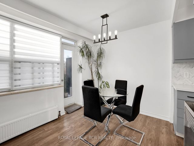 205 - 50 Gulliver Rd