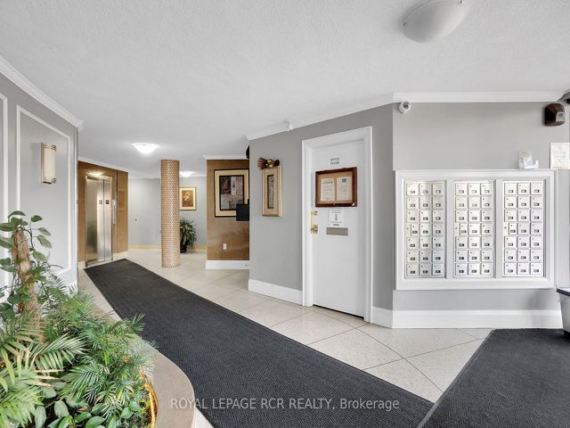 205 - 50 Gulliver Rd
