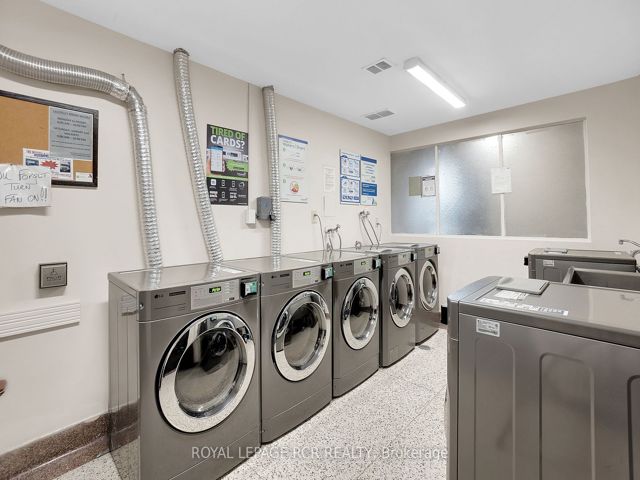 205 - 50 Gulliver Rd