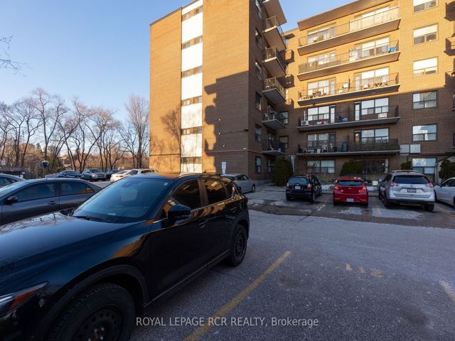 205 - 50 Gulliver Rd