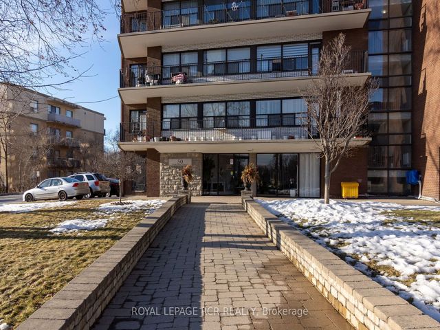 205 - 50 Gulliver Rd