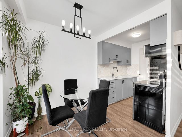 205 - 50 Gulliver Rd