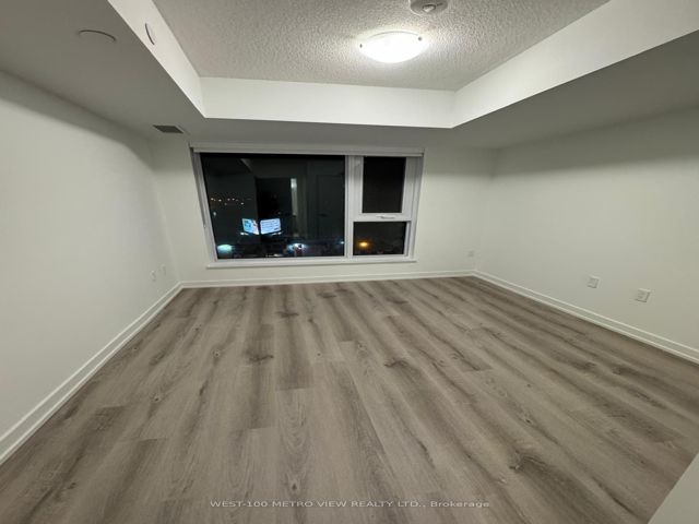 518 - 556 Marlee Ave
