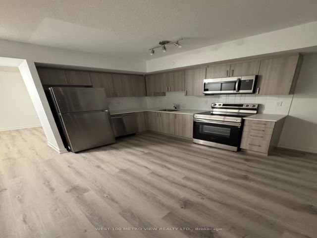 518 - 556 Marlee Ave