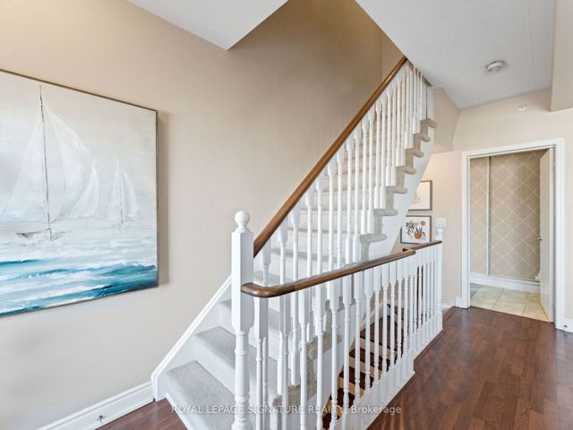 205 - 5 Richgrove Dr