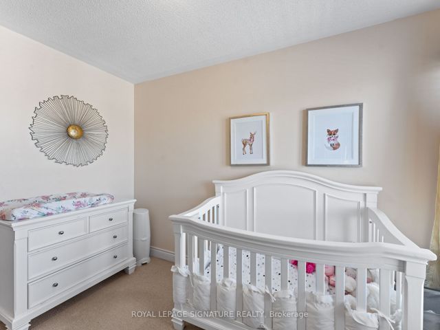 205 - 5 Richgrove Dr