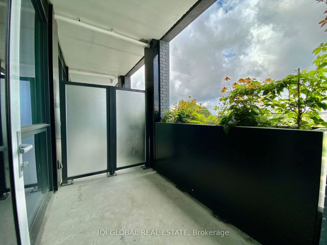 322 - 1100 Sheppard Ave W