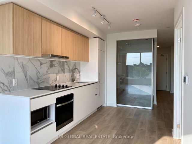 322 - 1100 Sheppard Ave W