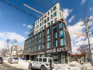 204 - 7 Fairbank Ave