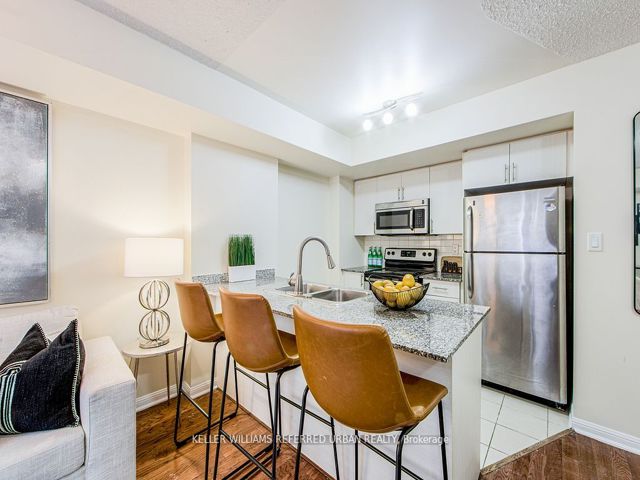 132 - 11 Foundry Ave