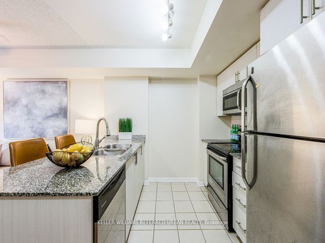 132 - 11 Foundry Ave