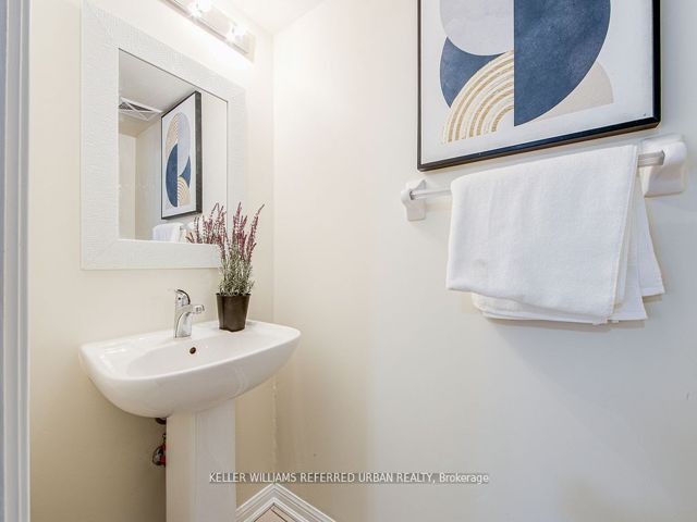 132 - 11 Foundry Ave