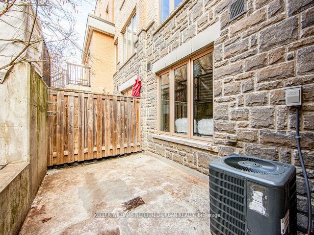 132 - 11 Foundry Ave