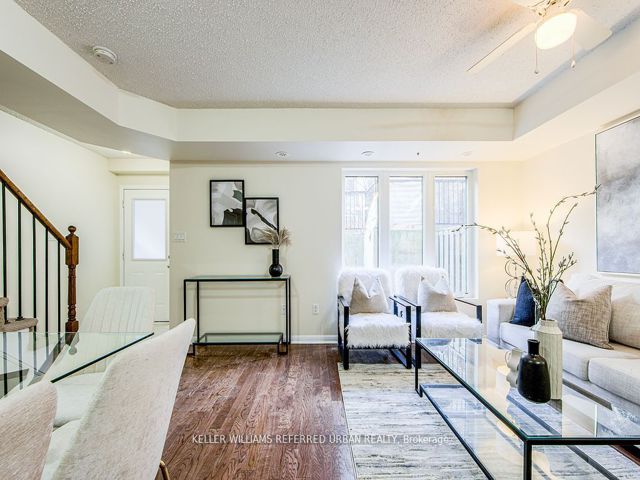 132 - 11 Foundry Ave