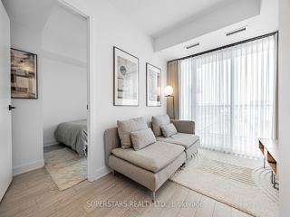 301 - 36 Zorra St