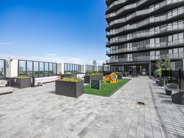301 - 36 Zorra St