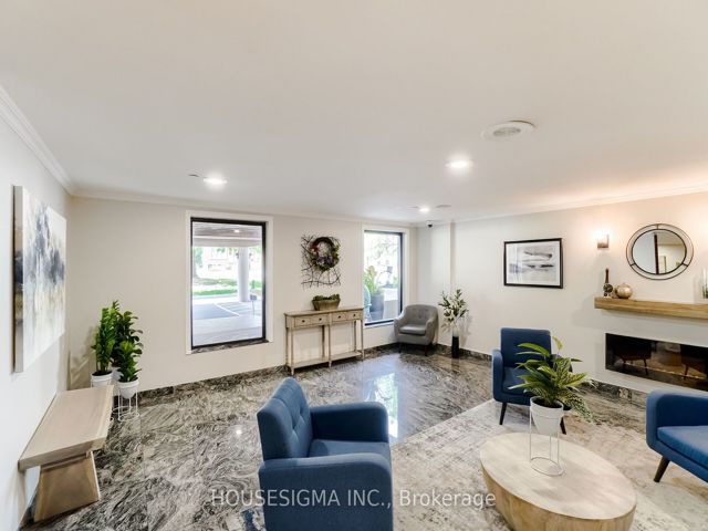 1617 - 15 La Rose Ave