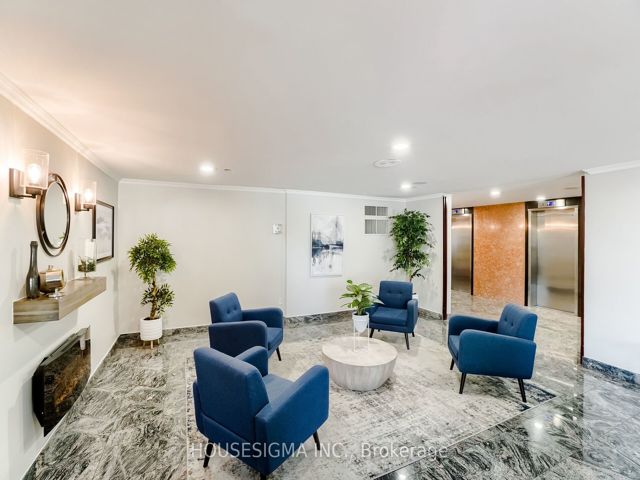 1617 - 15 La Rose Ave
