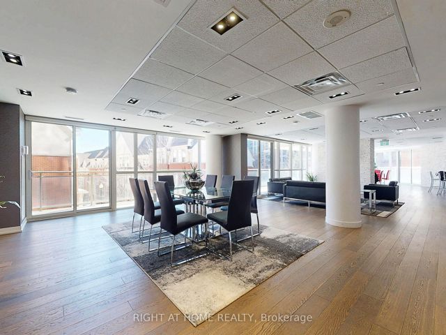 1203 - 5101 Dundas St W