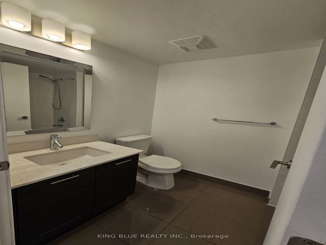 1806 - 2220 Lakeshore Blvd W